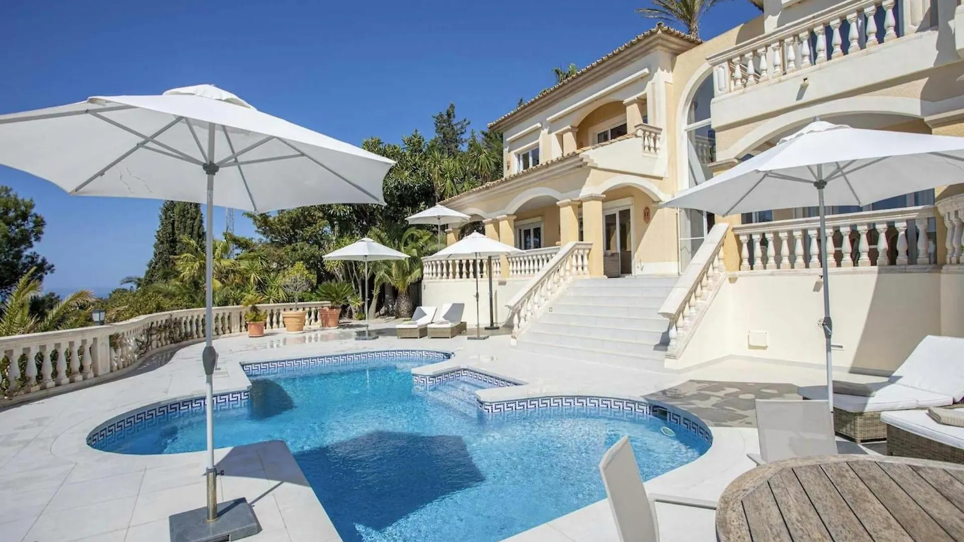 Lavish Villa With Saltwater Pool Andraitx 0*,  Španělsko